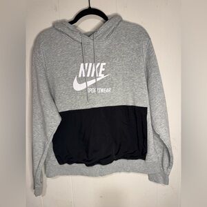 Nike Men's Gray and Black Sportswear Hoodie